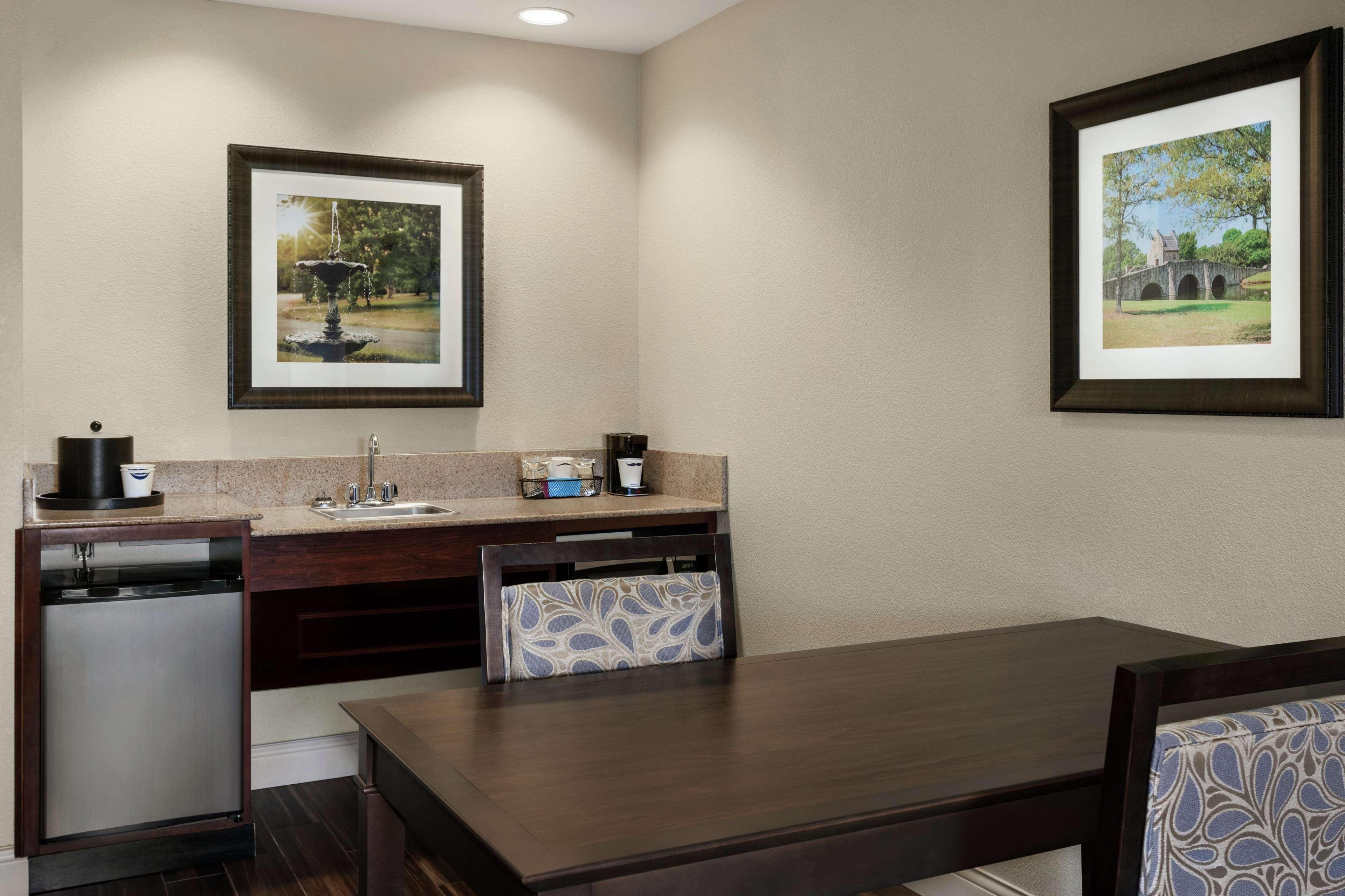 Hampton Inn & Suites Montgomery-Eastchase Ngoại thất bức ảnh