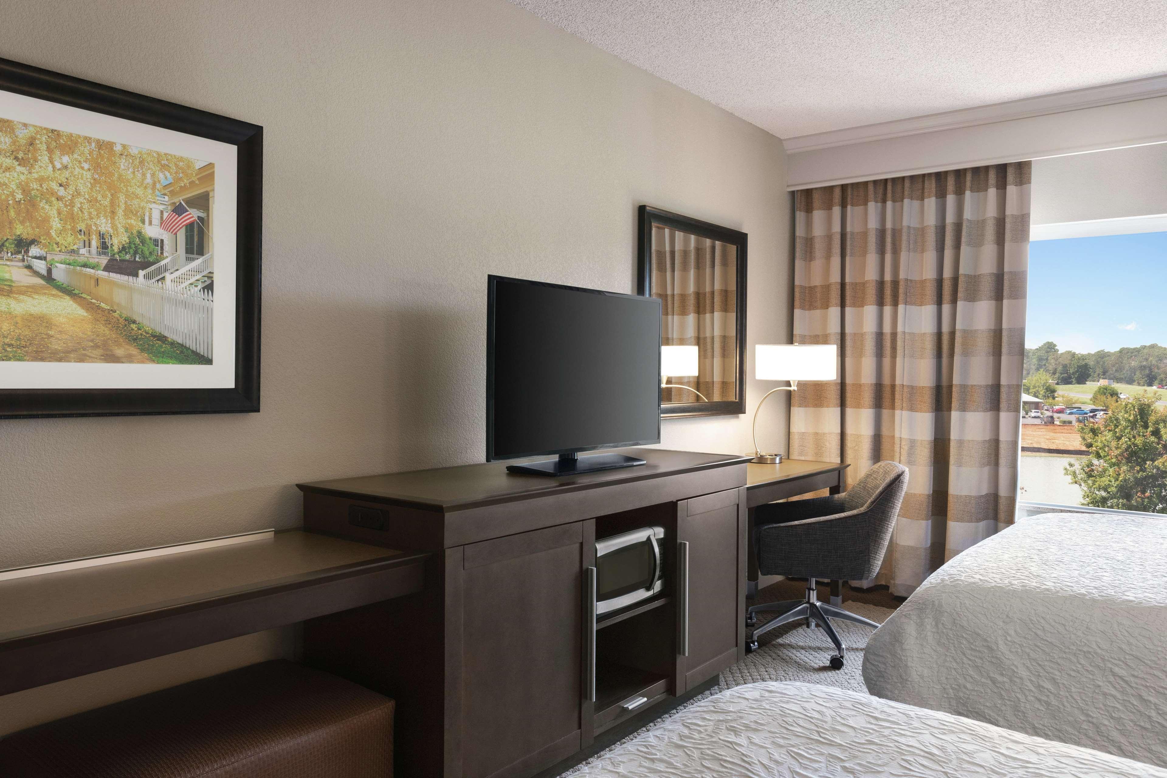 Hampton Inn & Suites Montgomery-Eastchase Ngoại thất bức ảnh